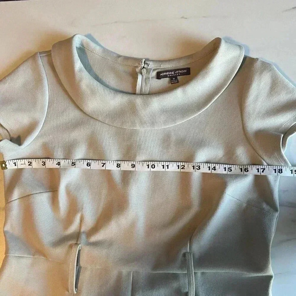 Adrienne Vittadini Neutral Sheath Dress Size 10 Beige Short Sleeve Minimalist - Picture 8 of 11